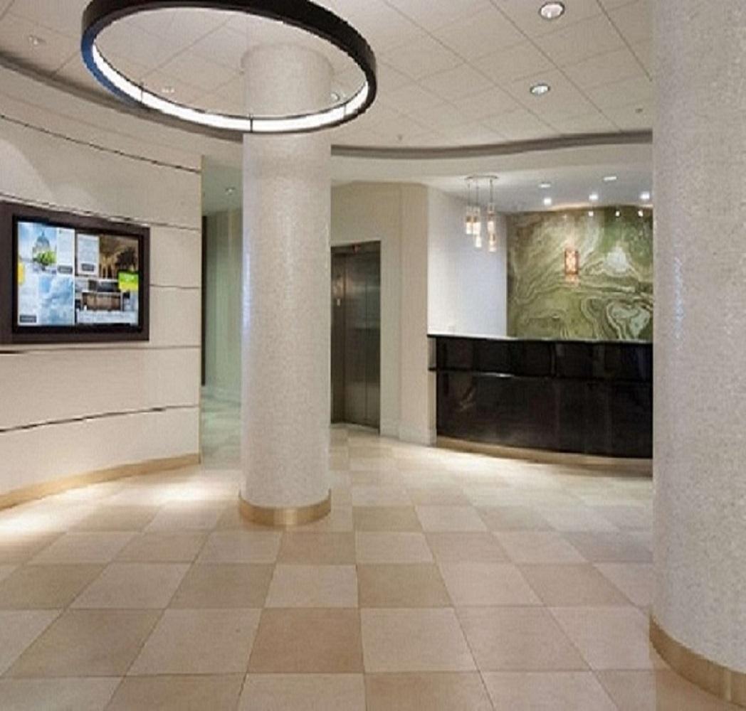 Courtyard Miami Coral Gables Hotel Bagian luar foto