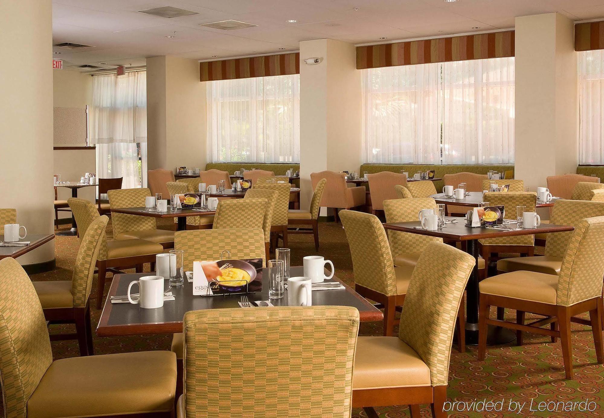 Courtyard Miami Coral Gables Hotel Restoran foto